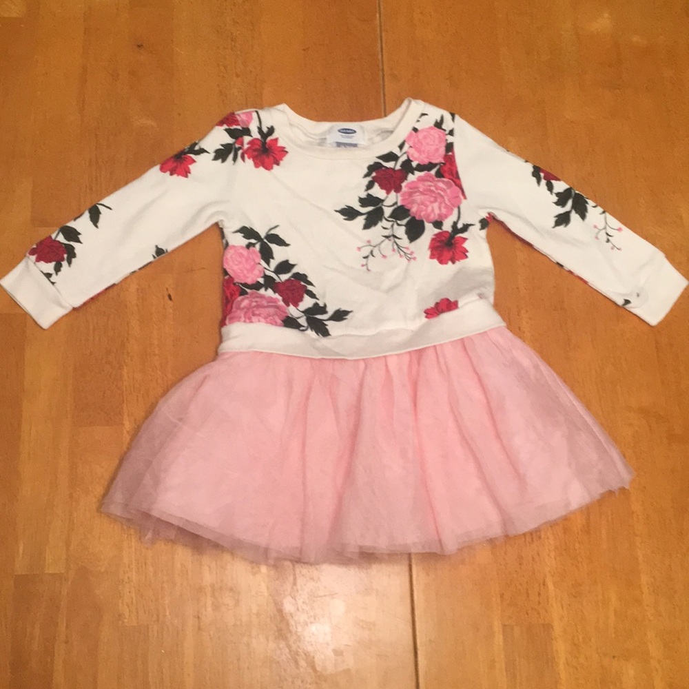 A Old Navy dress